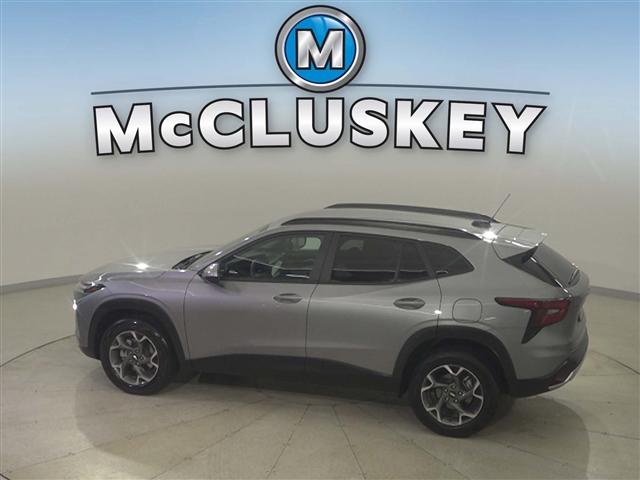 used 2025 Chevrolet Trax car, priced at $25,989