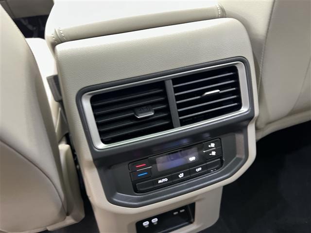 used 2024 Volkswagen Atlas car, priced at $35,989