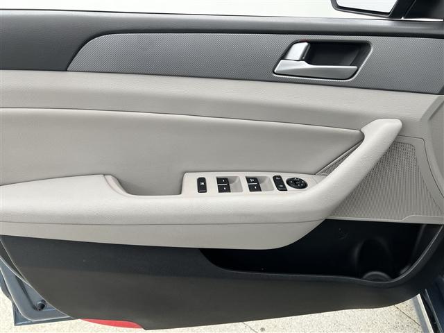 used 2016 Hyundai Sonata Hybrid car, priced at $12,989