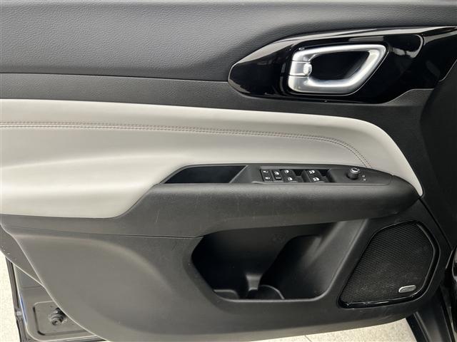 used 2024 Jeep Compass car, priced at $29,989