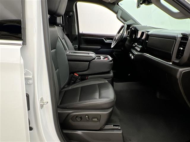 used 2025 GMC Sierra 1500 car, priced at $49,890