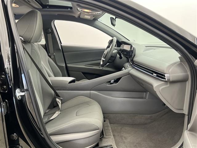 used 2025 Hyundai Elantra car, priced at $26,489
