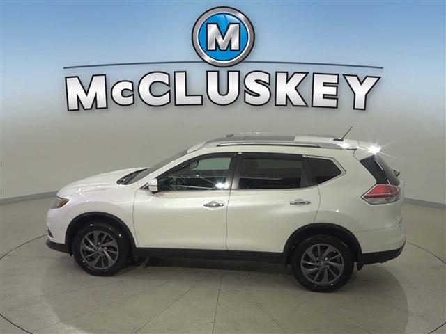 used 2016 Nissan Rogue car, priced at $17,387