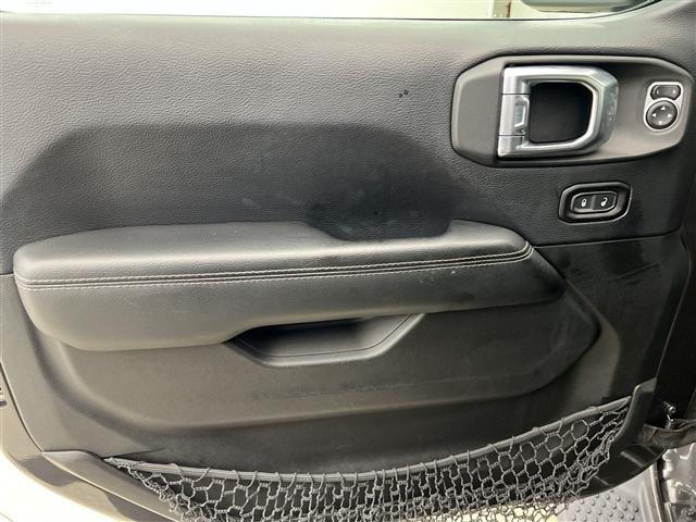 used 2018 Jeep Wrangler Unlimited car, priced at $29,989