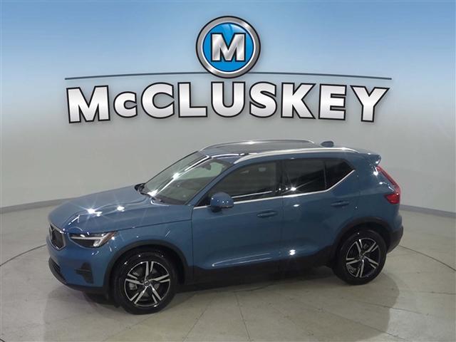 used 2025 Volvo XC40 car, priced at $32,989