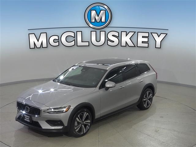 used 2025 Volvo V60 Cross Country car, priced at $42,989