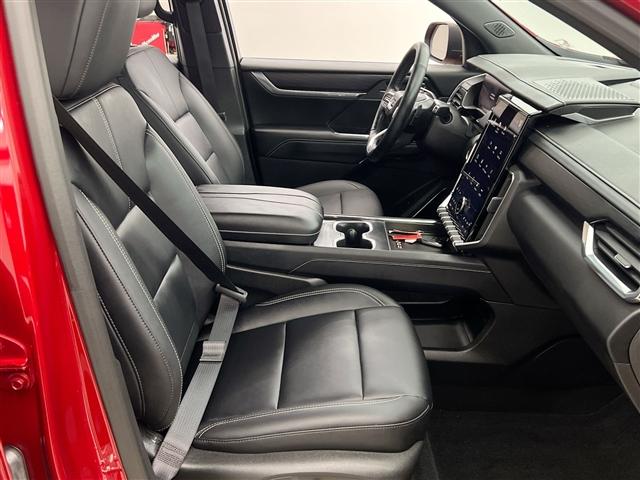 used 2025 GMC Acadia car, priced at $40,489