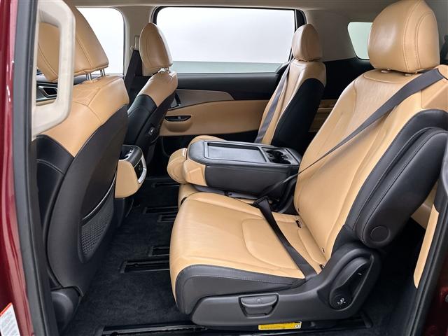 used 2023 Kia Carnival car, priced at $34,890