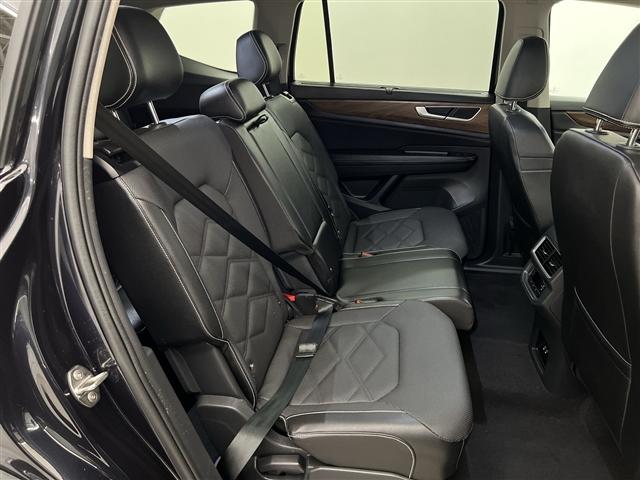 used 2024 Volkswagen Atlas car, priced at $30,989