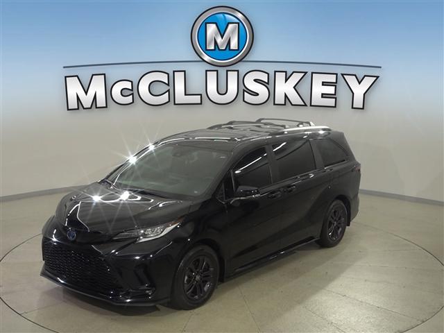 used 2025 Toyota Sienna car, priced at $53,387
