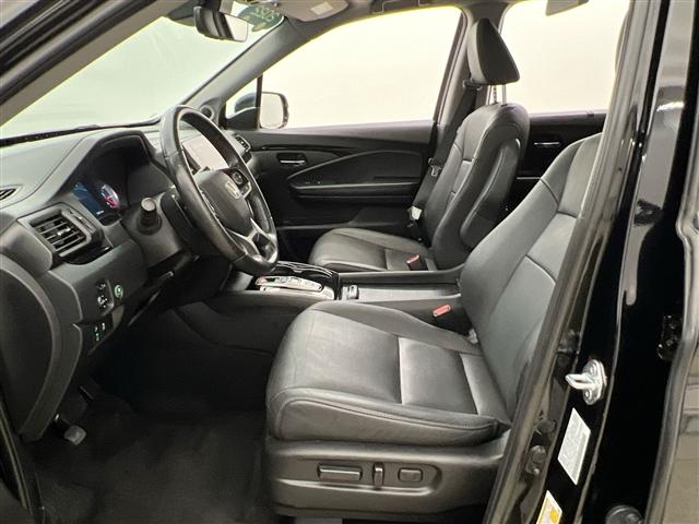 used 2022 Honda Pilot car, priced at $38,387