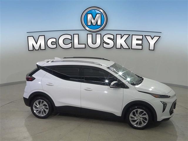 used 2022 Chevrolet Bolt EUV car, priced at $17,989