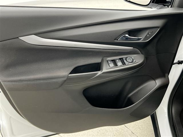 used 2022 Chevrolet Bolt EUV car, priced at $17,989