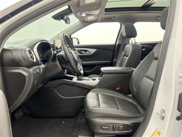used 2025 Chevrolet Blazer car, priced at $32,489