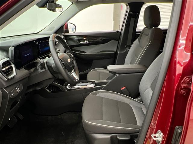 used 2024 Chevrolet TrailBlazer car, priced at $27,989