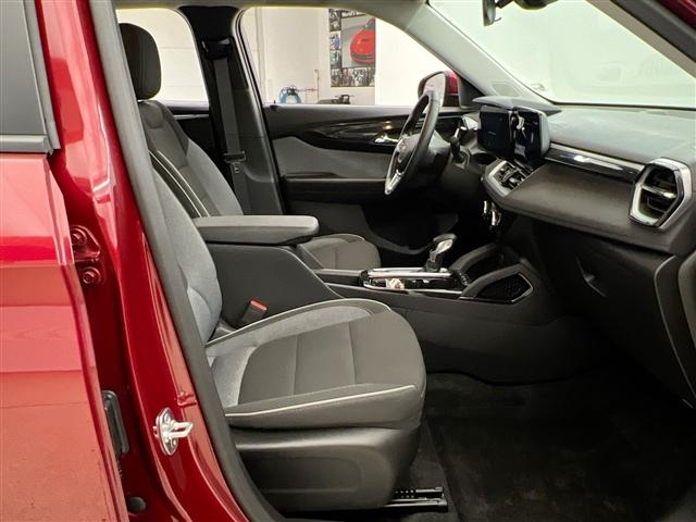 used 2024 Chevrolet TrailBlazer car, priced at $27,989