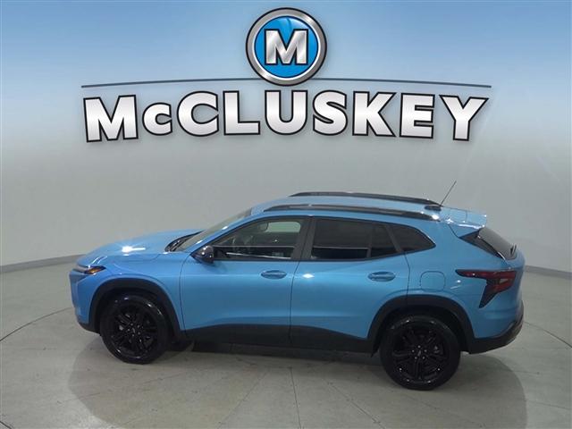 used 2025 Chevrolet Trax car, priced at $28,489