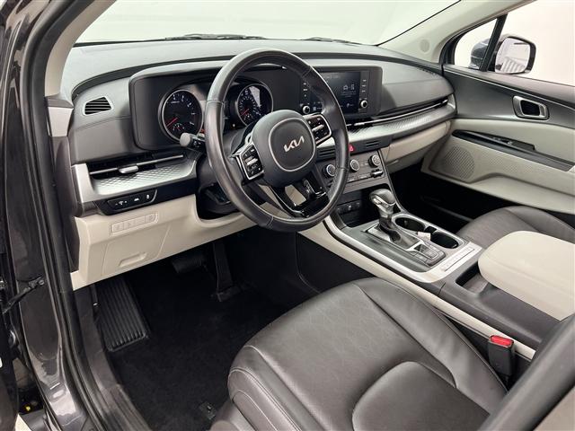 used 2024 Kia Carnival car, priced at $35,989