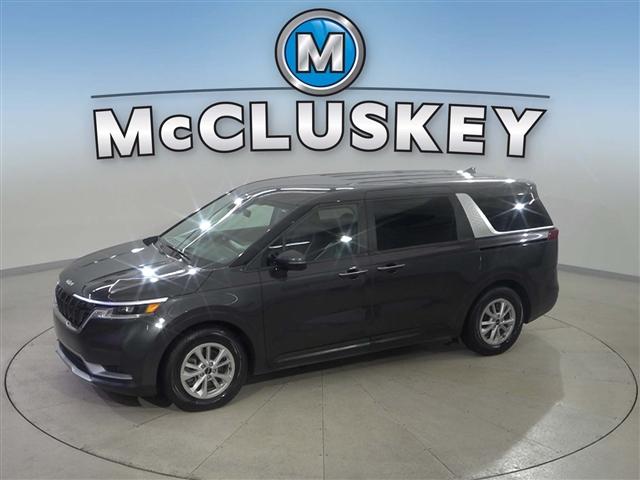 used 2024 Kia Carnival car, priced at $32,989