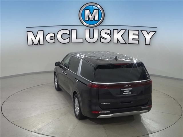 used 2024 Kia Carnival car, priced at $35,989