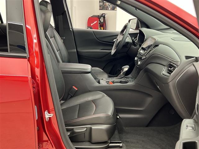 used 2024 Chevrolet Equinox car, priced at $30,989