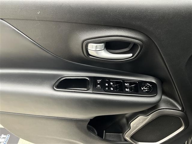 used 2023 Jeep Renegade car, priced at $17,989