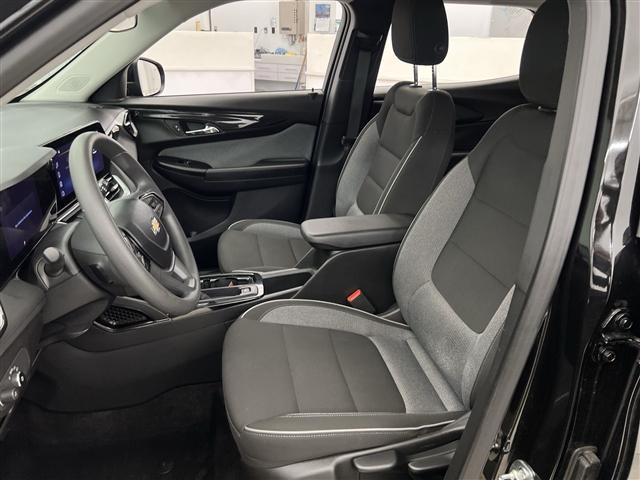 used 2025 Chevrolet TrailBlazer car, priced at $27,989