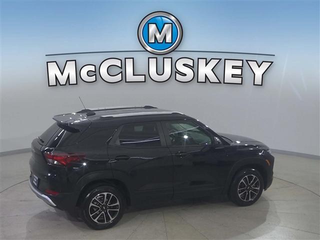 used 2025 Chevrolet TrailBlazer car, priced at $27,989