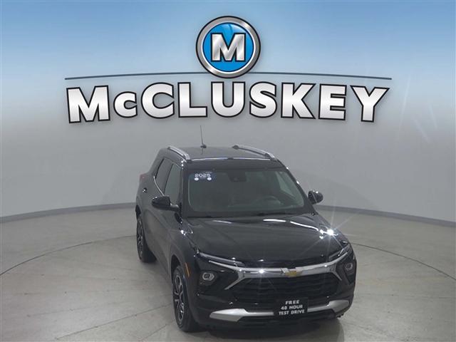 used 2025 Chevrolet TrailBlazer car, priced at $27,989