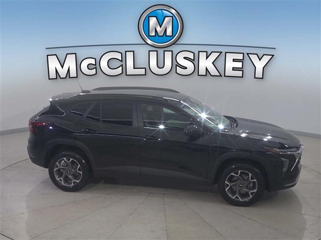 used 2025 Chevrolet Trax car, priced at $25,989