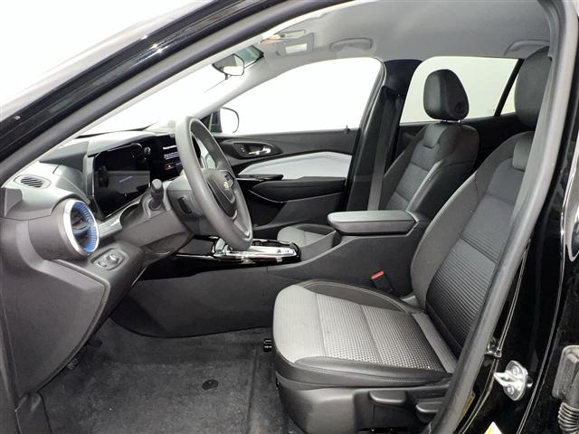 used 2025 Chevrolet Trax car, priced at $25,989