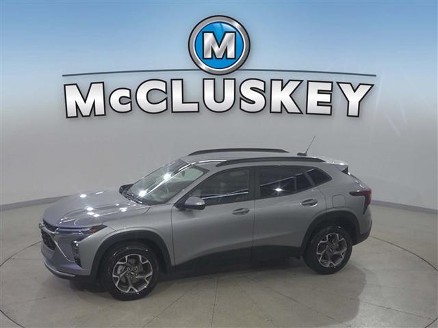 used 2025 Chevrolet Trax car, priced at $22,989