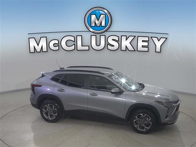 used 2025 Chevrolet Trax car, priced at $22,989