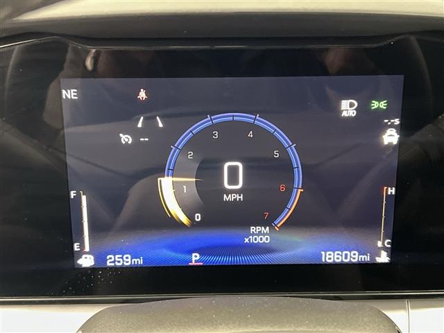 used 2025 Chevrolet Trax car, priced at $22,989