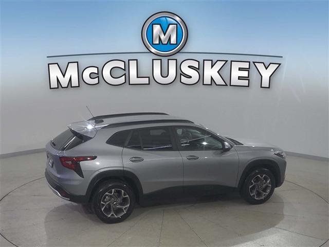 used 2025 Chevrolet Trax car, priced at $22,989