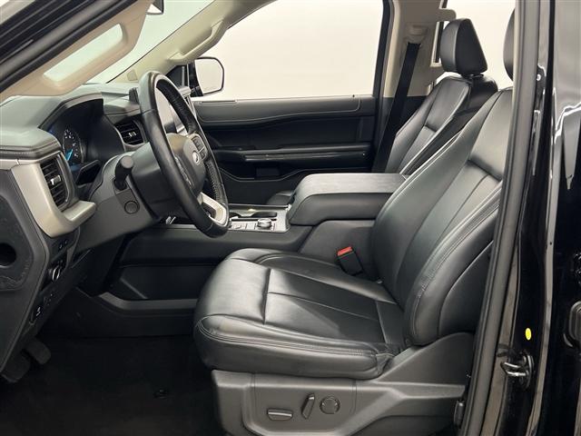 used 2023 Ford Expedition car, priced at $51,989