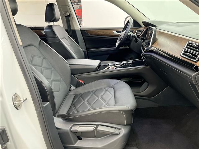 used 2024 Volkswagen Atlas car, priced at $33,984