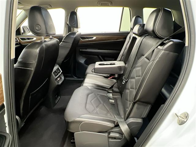 used 2024 Volkswagen Atlas car, priced at $33,984