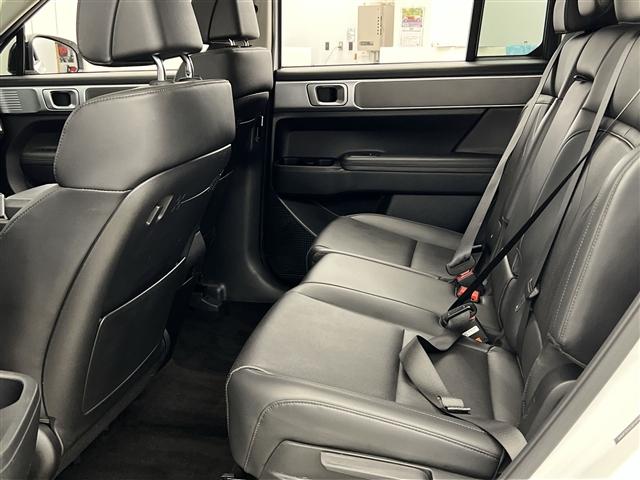 used 2024 Hyundai Santa Fe car, priced at $31,489