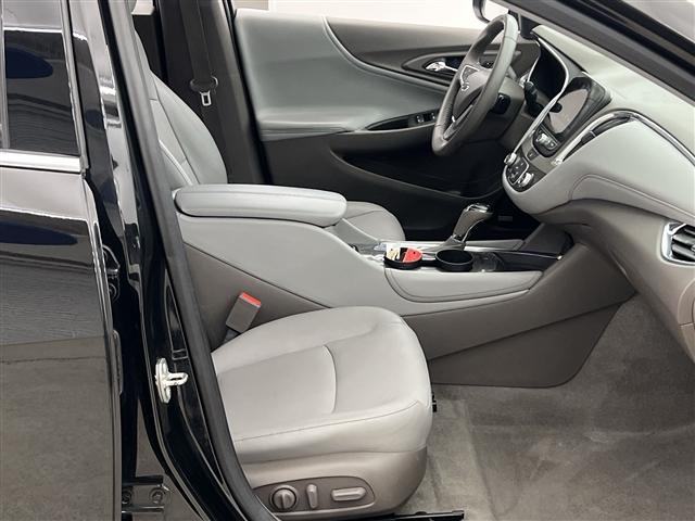 used 2018 Chevrolet Malibu car, priced at $13,989