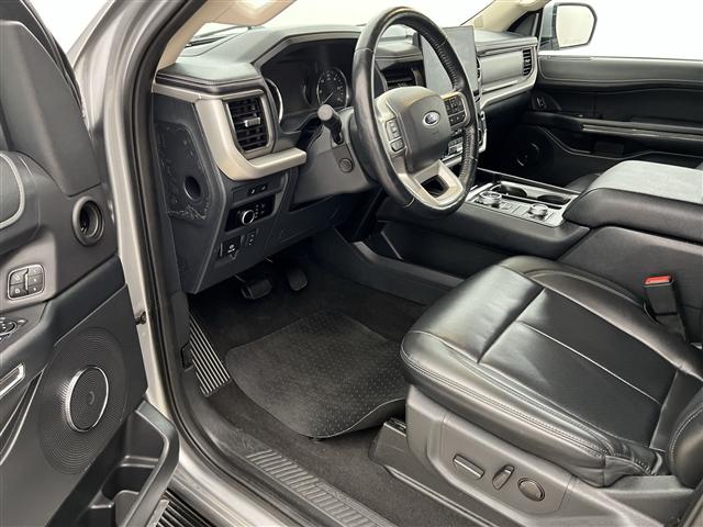 used 2023 Ford Expedition car, priced at $46,989