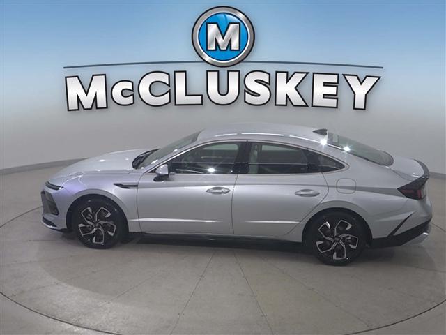 used 2025 Hyundai Sonata car, priced at $26,989