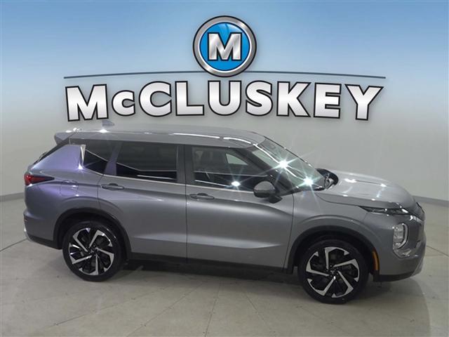 used 2024 Mitsubishi Outlander car, priced at $24,989