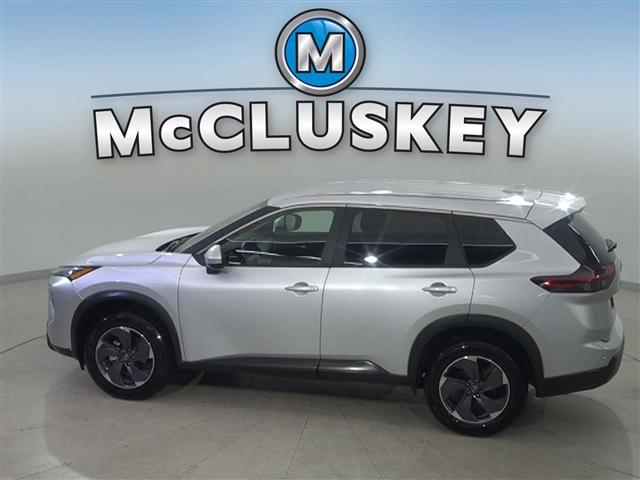 used 2025 Nissan Rogue car, priced at $29,387