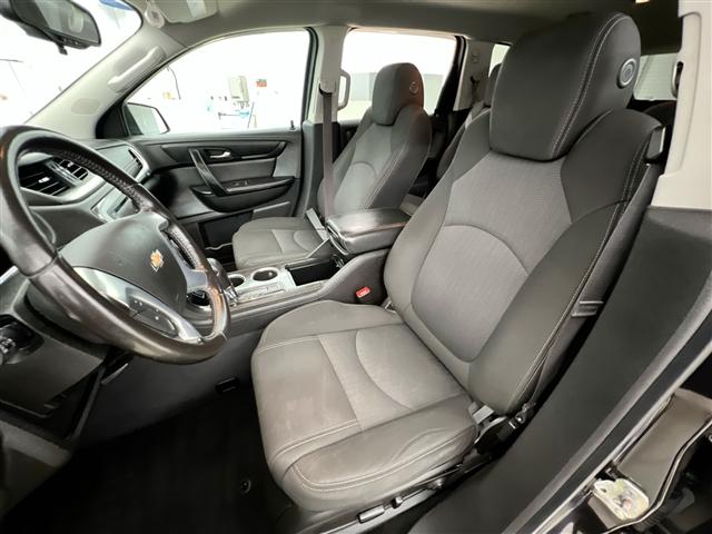 used 2015 Chevrolet Traverse car, priced at $8,998
