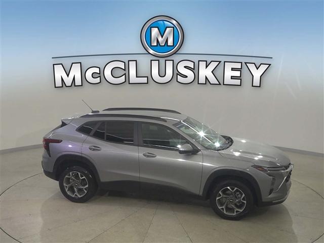 used 2025 Chevrolet Trax car, priced at $24,989