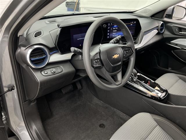 used 2025 Chevrolet Trax car, priced at $24,989