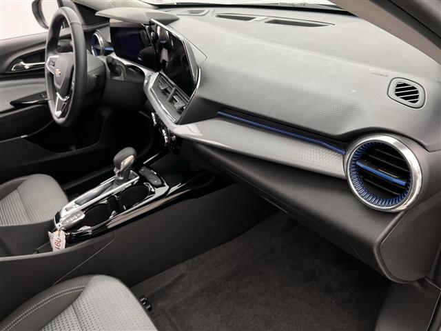 used 2025 Chevrolet Trax car, priced at $24,989