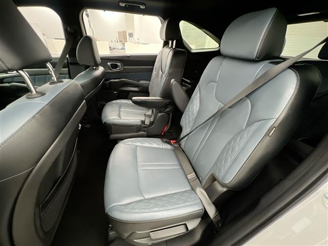 used 2025 Kia Sorento Plug-In Hybrid car, priced at $40,890