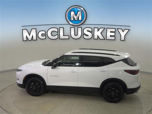 used 2025 Chevrolet Blazer car, priced at $30,489